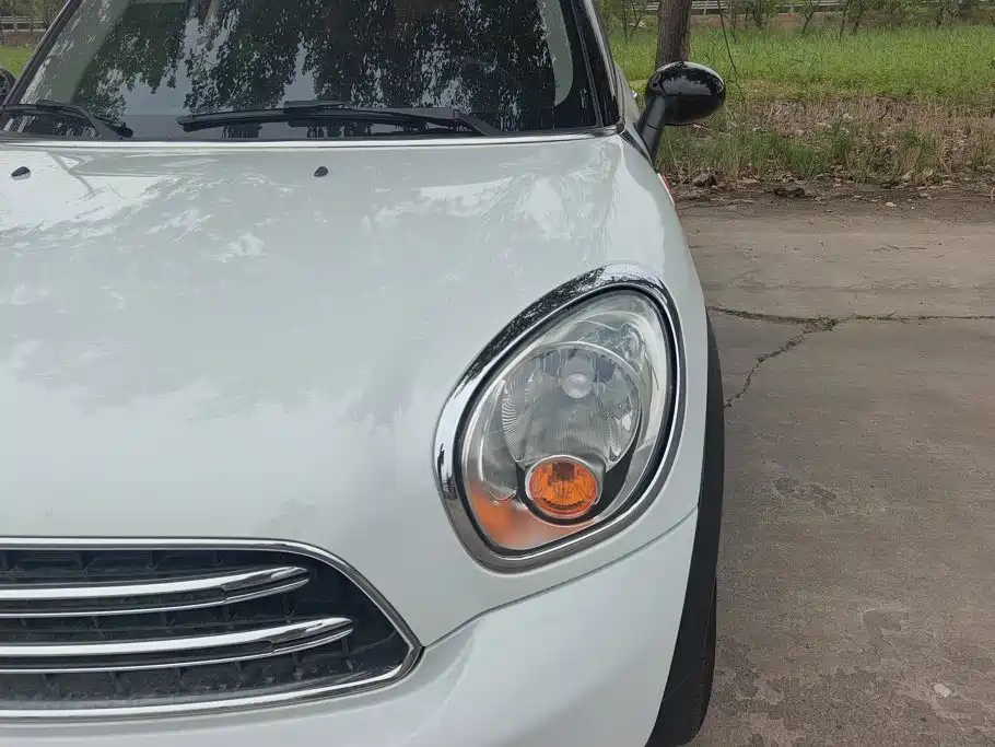 MINI Countryman 2015