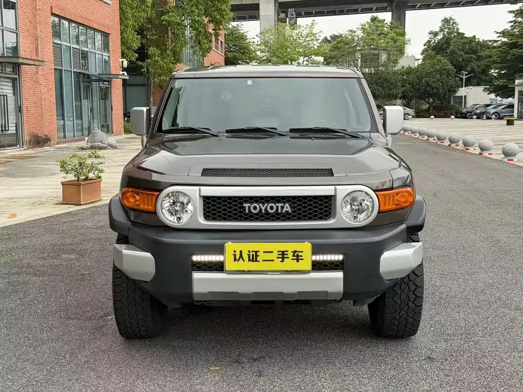 Toyota FJ Cruiser 2008 — фото 5