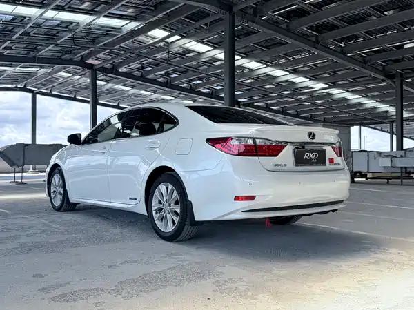 Lexus ES 2014
