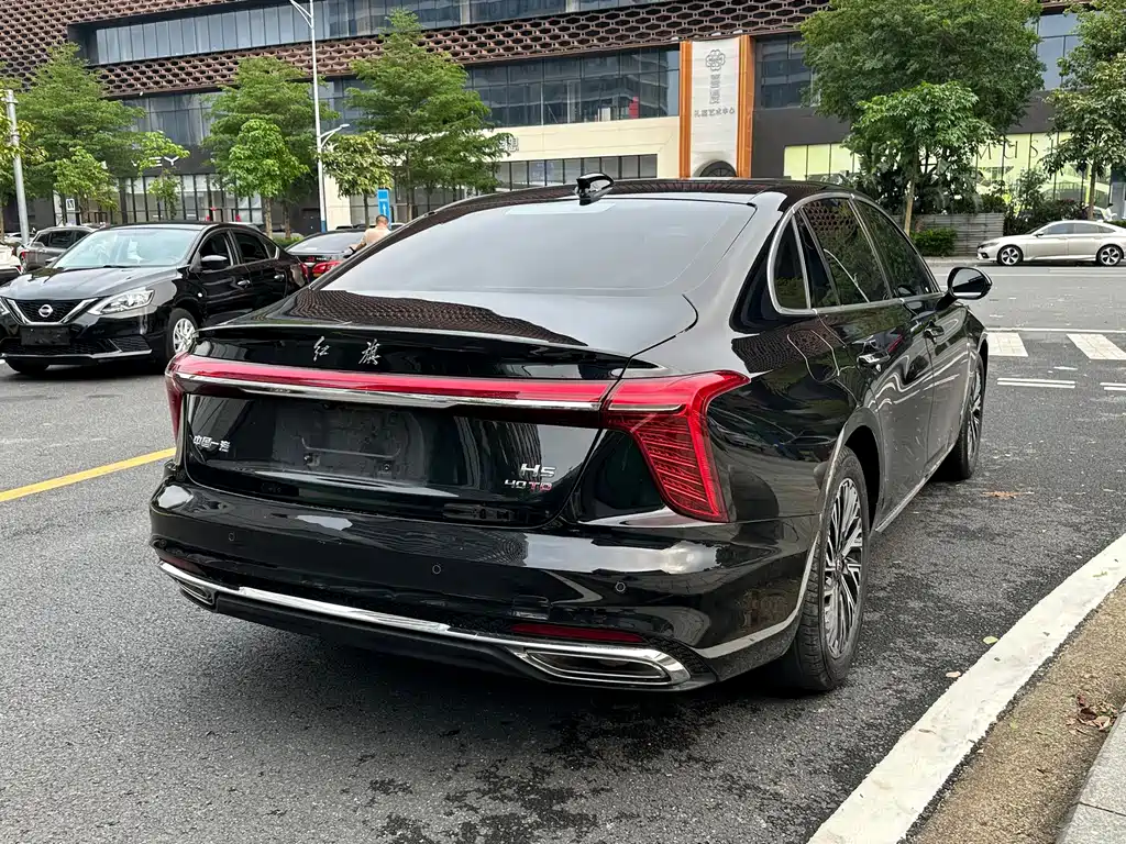 Hongqi H5 2023 — фото 13