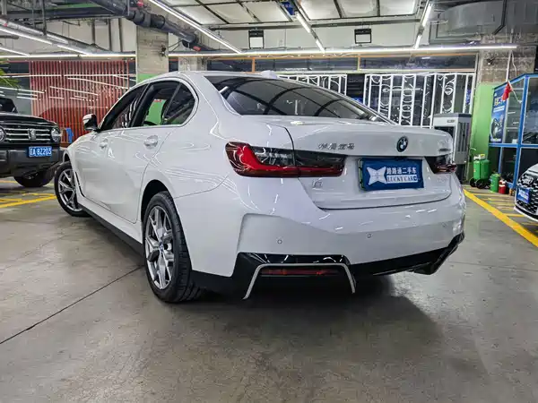 BMW i3 2024