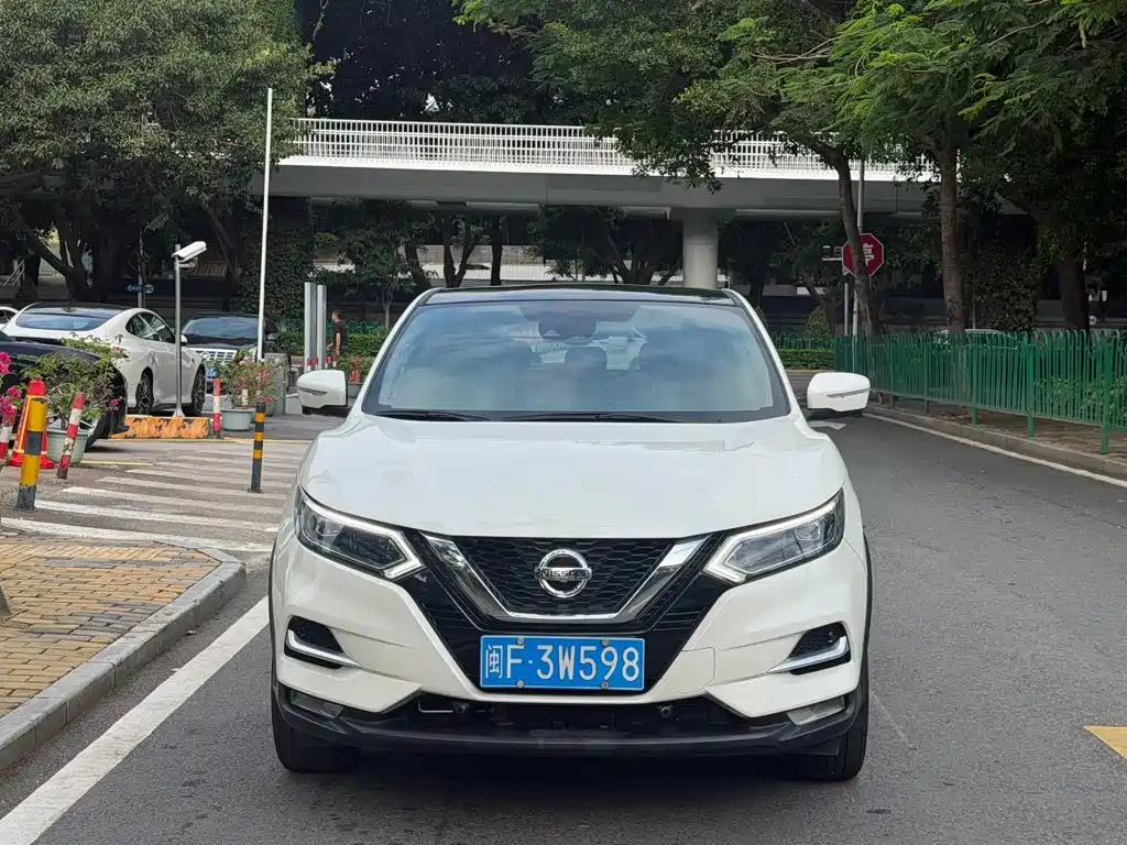 Nissan Qashqai 2021 — фото 2