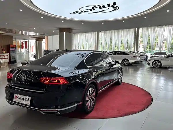 Volkswagen Magotan PHEV 2024