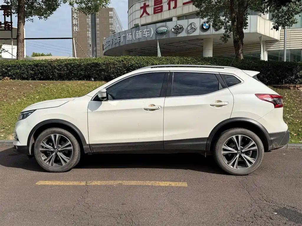 Nissan Qashqai 2022 — фото 3