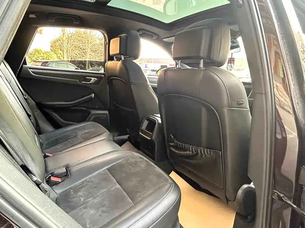 Porsche Macan 2015 — фото 13