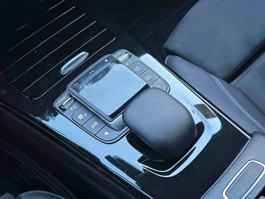 Mercedes-Benz A-Class 2022 — фото 12