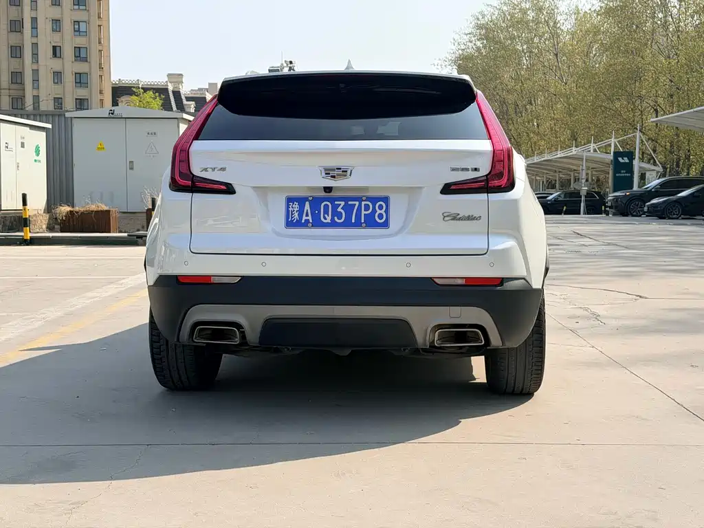 Cadillac XT4 2019 — фото 14