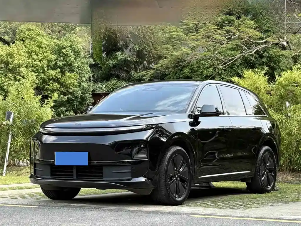 Li Auto Li L6 2025