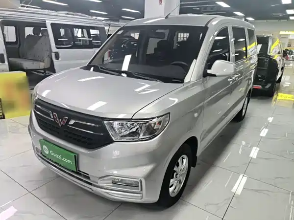 Wuling Hongguang V 2024