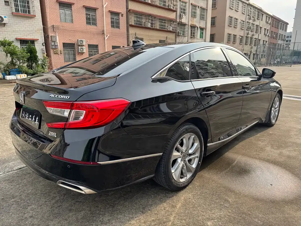 Honda Accord 2021 — фото 6