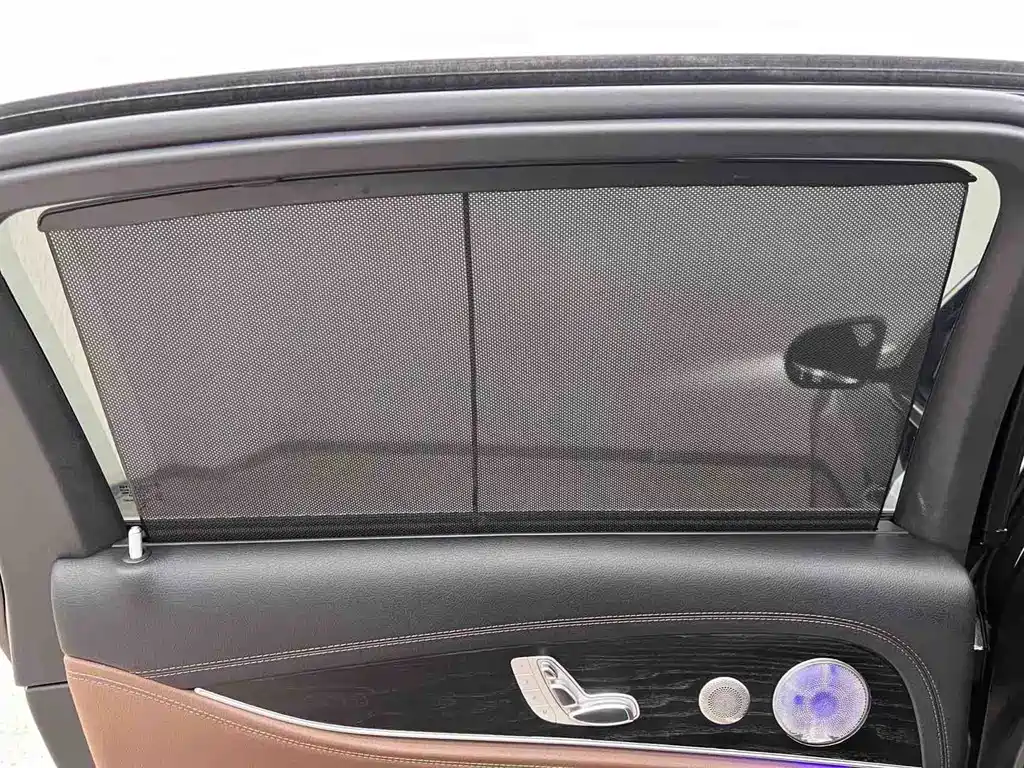 Mercedes-Benz E-Class 2023 — фото 13