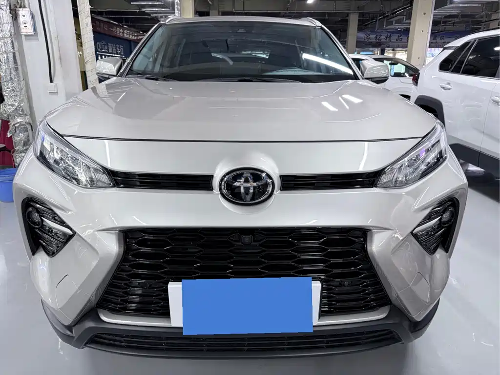 Toyota Wildlander 2022 — фото 2