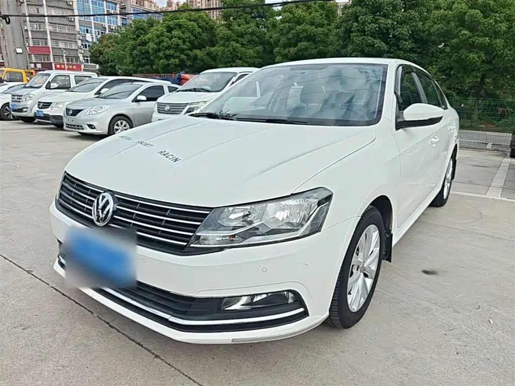 Volkswagen Lavida 2017 — фото 2