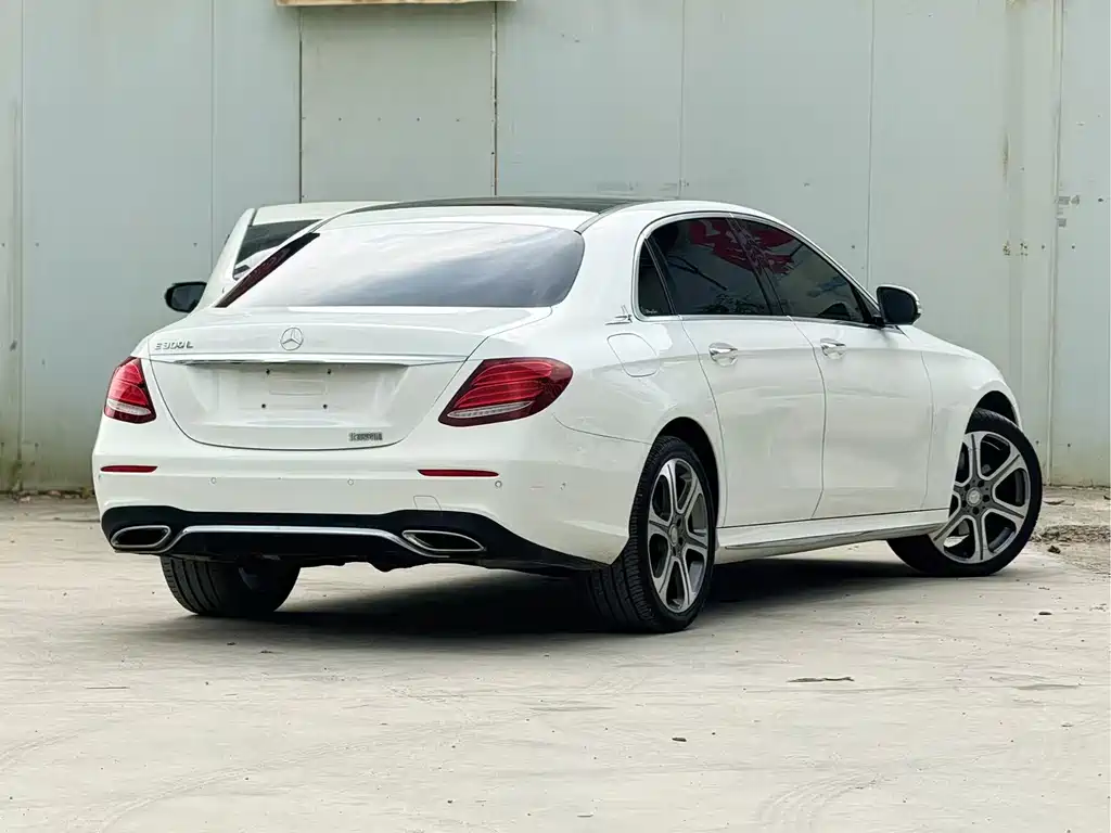 Mercedes-Benz E-Class 2017 — фото 3