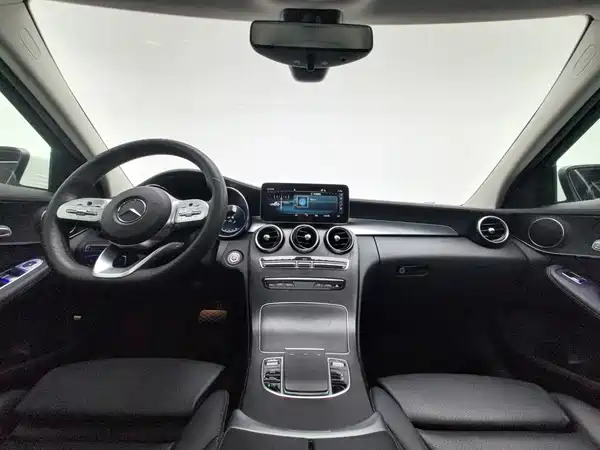 Mercedes-Benz C-Class 2021