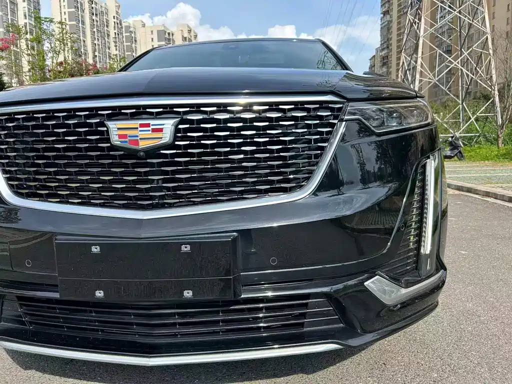 Cadillac XT6 2022 — фото 10