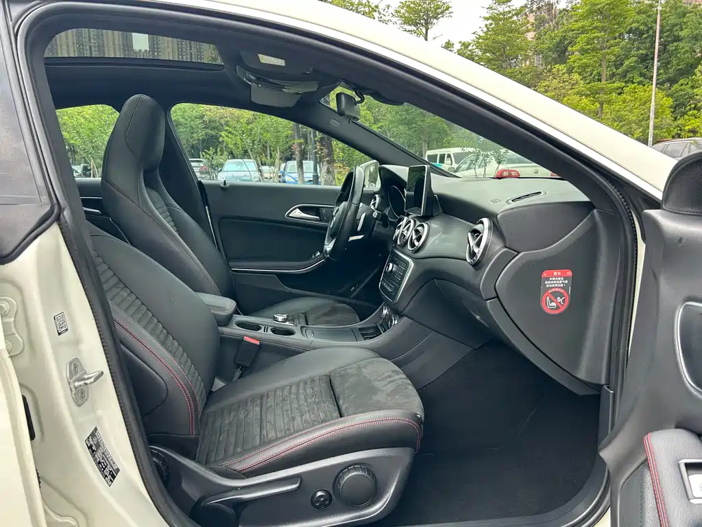 Mercedes-Benz CLA 2016 — фото 20