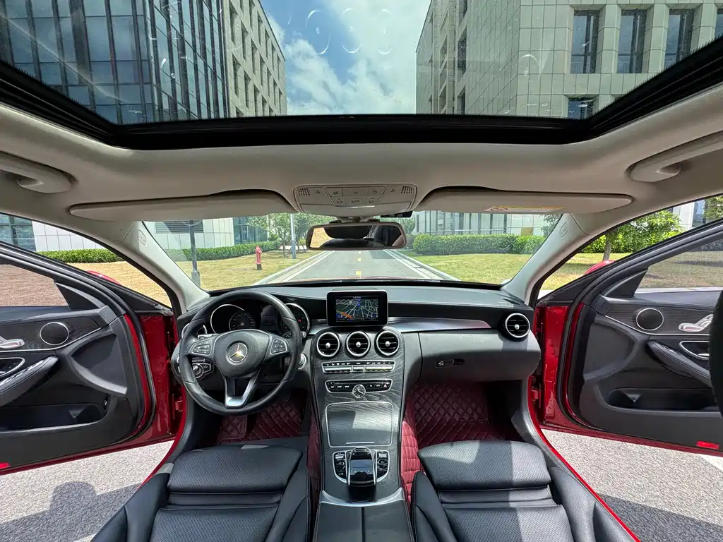 Mercedes-Benz C-Class 2017 — фото 18