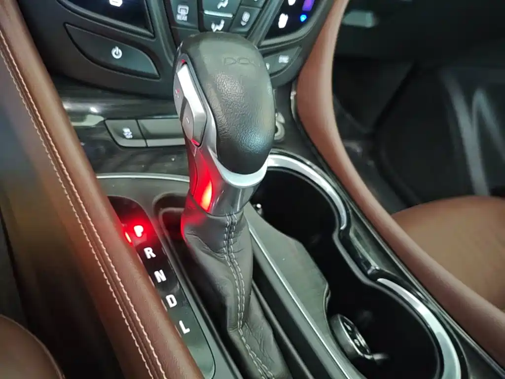 Buick Envision Plus 2021 — фото 21