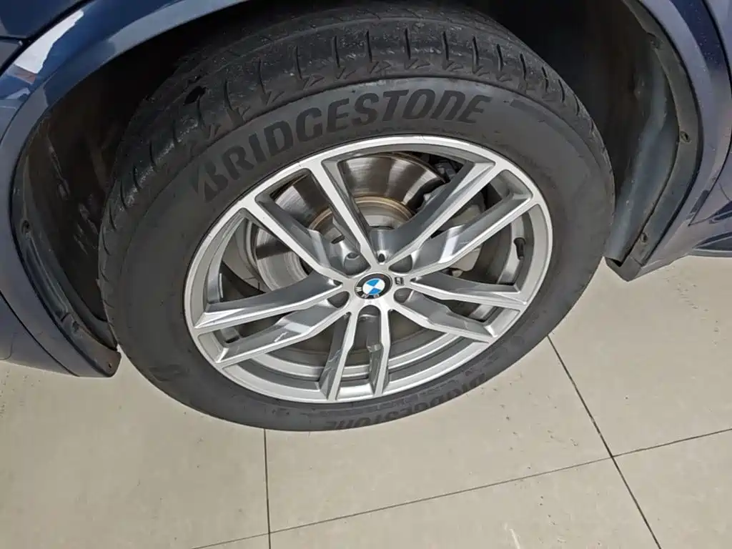BMW X3 2018 — фото 23
