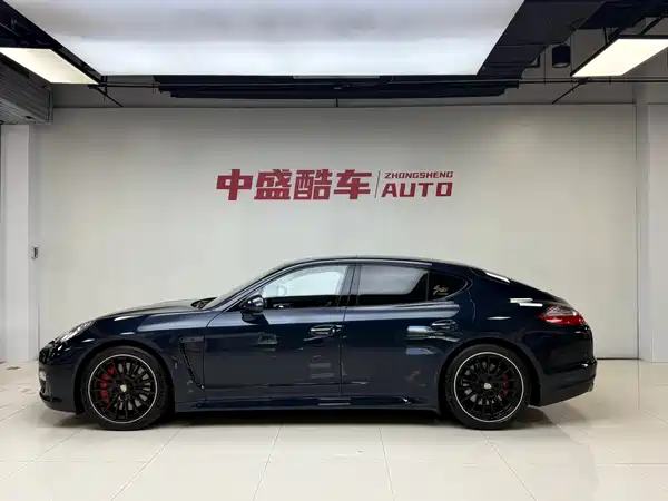 Porsche Panamera 2012