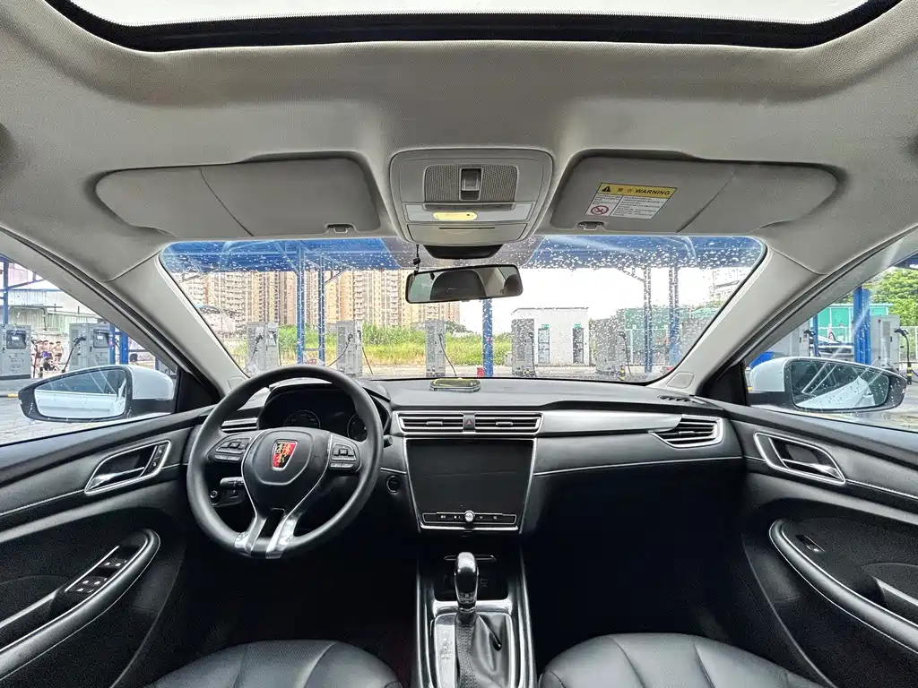 Roewe i5 2019