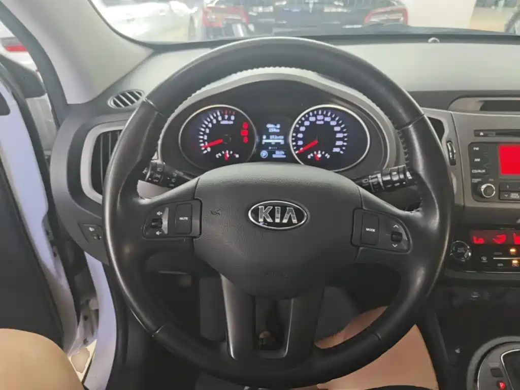 Kia Sportage 2016 — фото 11