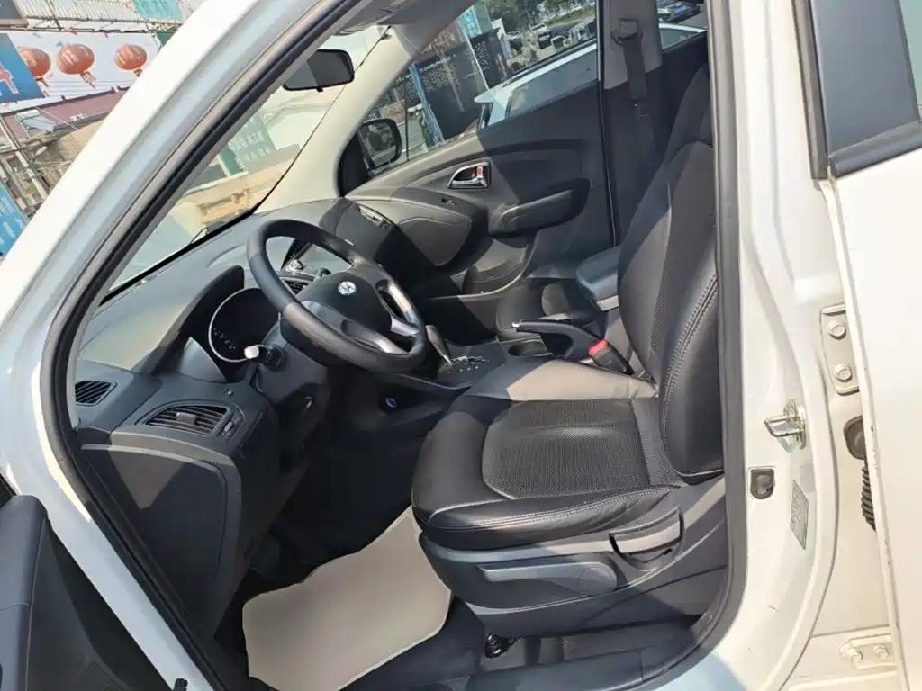 Hyundai ix35 2015 — фото 15