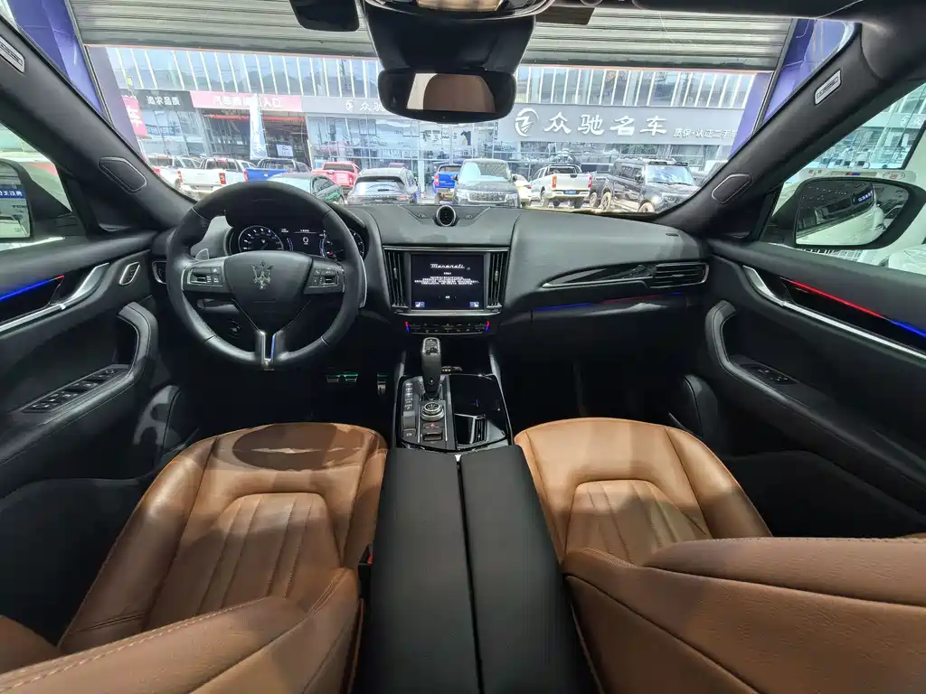 Maserati Levante 2022 — фото 13