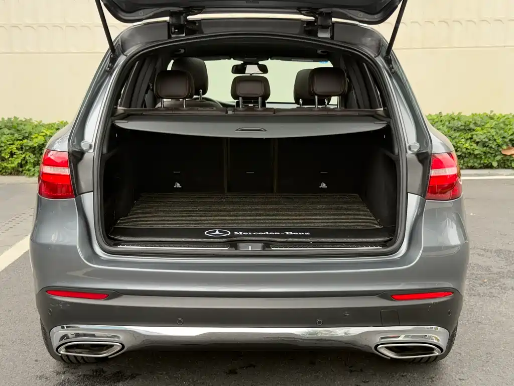Mercedes-Benz GLC 2018 — фото 18
