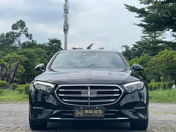 Mercedes-Benz E-Class 2025