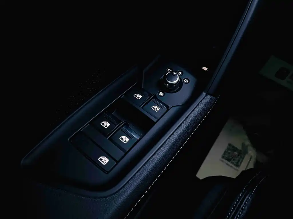 Audi A3 2023 — фото 16