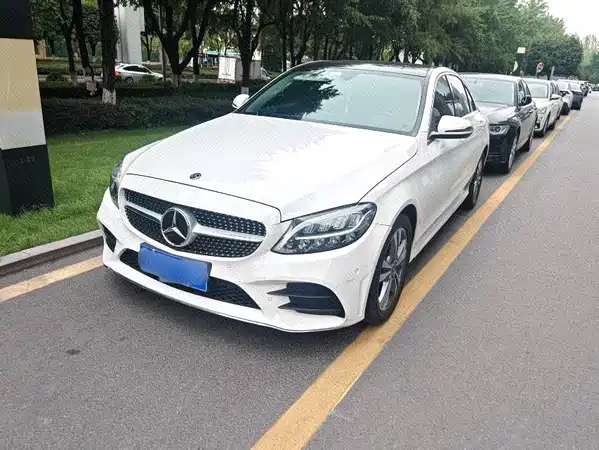 Mercedes-Benz C-Class 2021