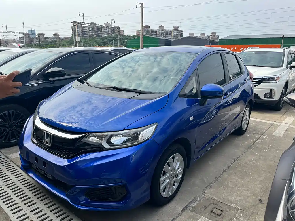 Honda Fit 2018 — фото 1