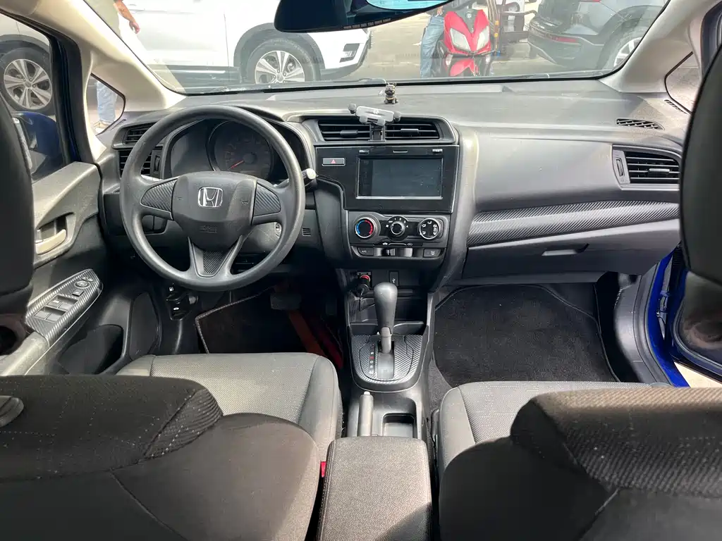 Honda Fit 2018 — фото 7