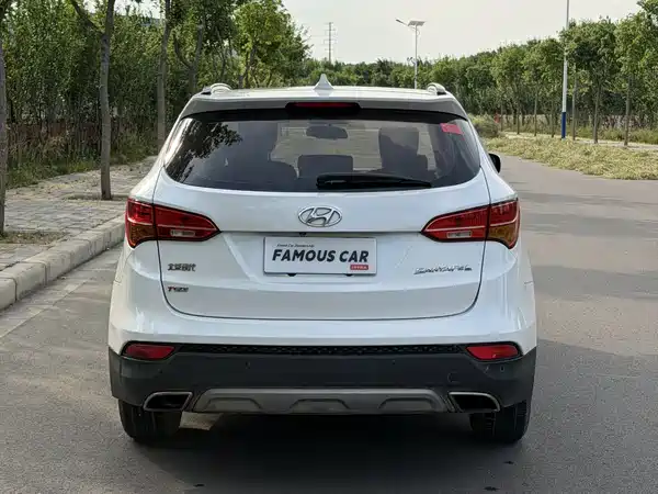 Hyundai Santa Fe 2017