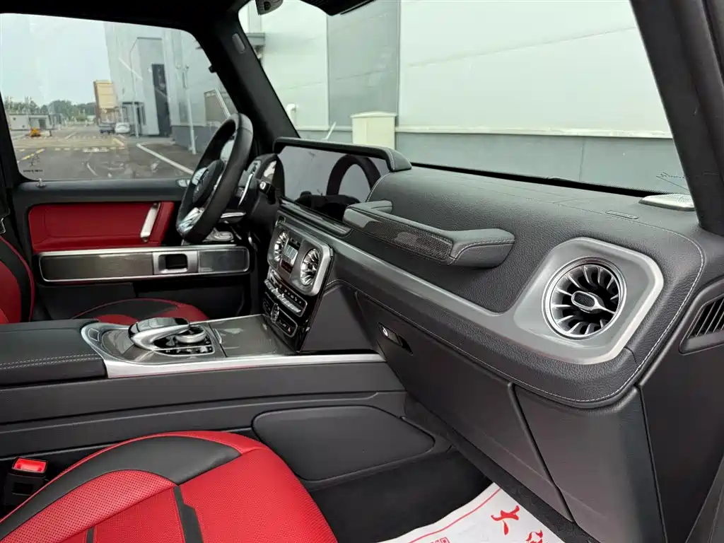 Mercedes-Benz G-Class AMG 2022 — фото 24