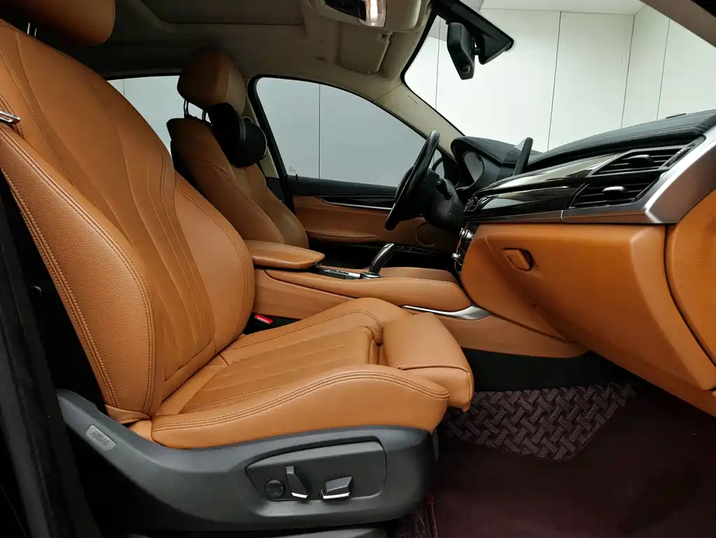 BMW X6 2018 — фото 14