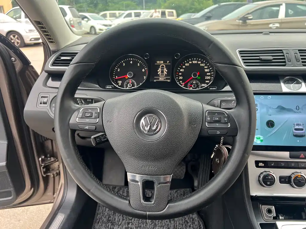 Volkswagen Magotan 2012