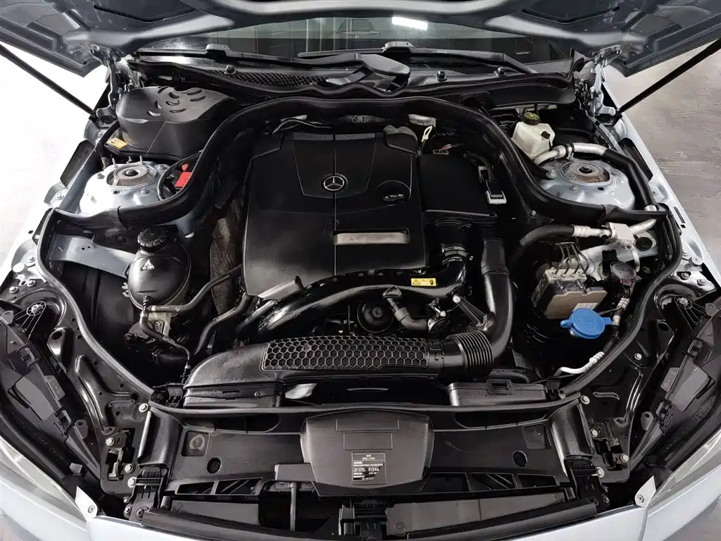 Mercedes-Benz E-Class 2015