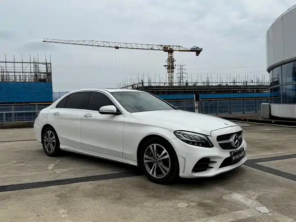 Mercedes-Benz C-Class 2019