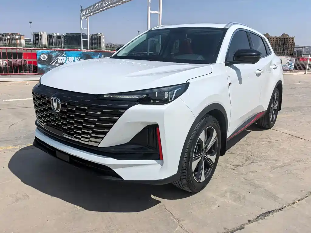 Changan CS55PLUS 2022 — фото 1