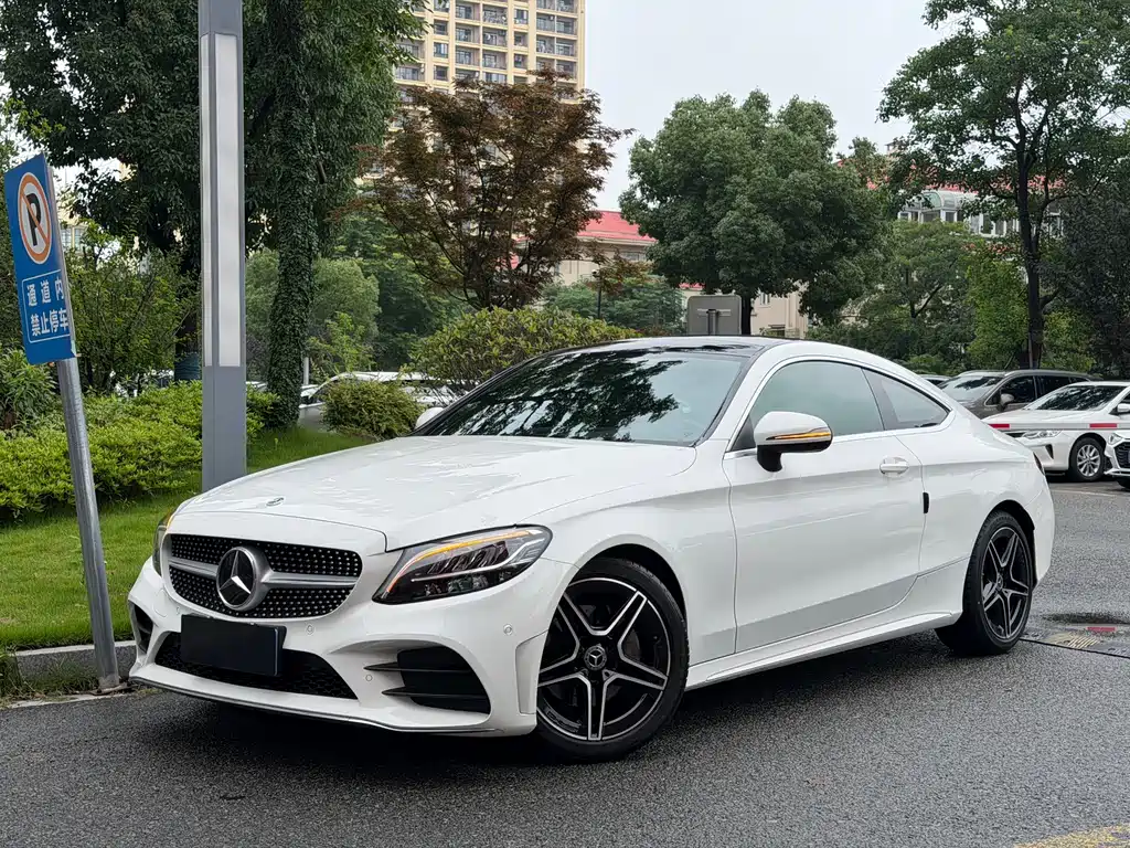 Mercedes-Benz C-Class 2019