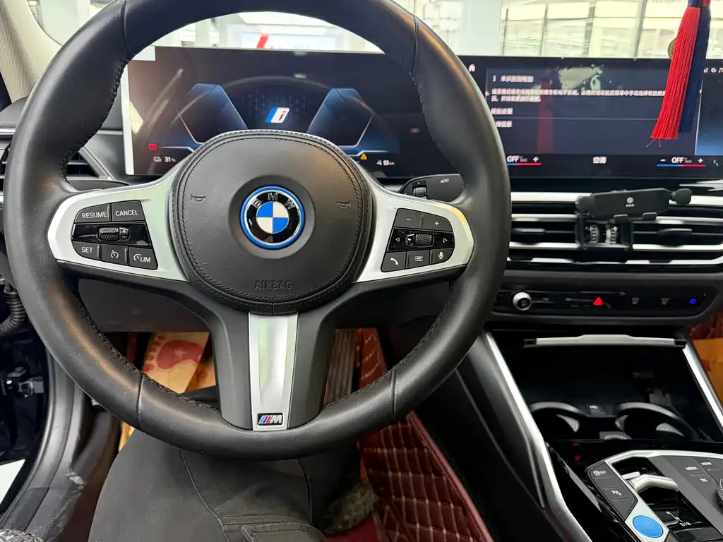 BMW i3 2023 — фото 9