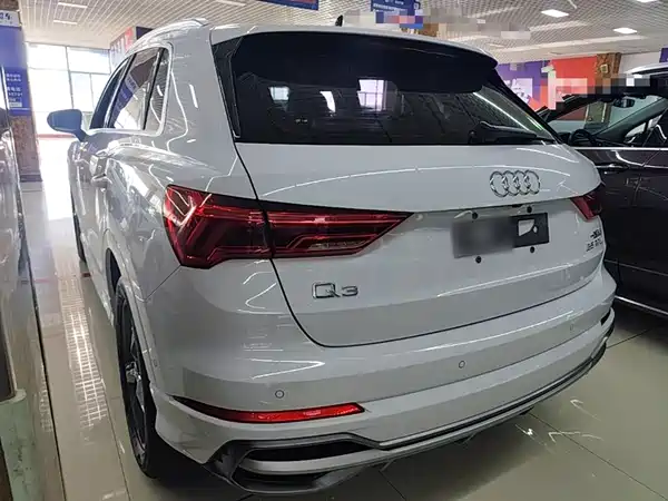 Audi Q3 2021