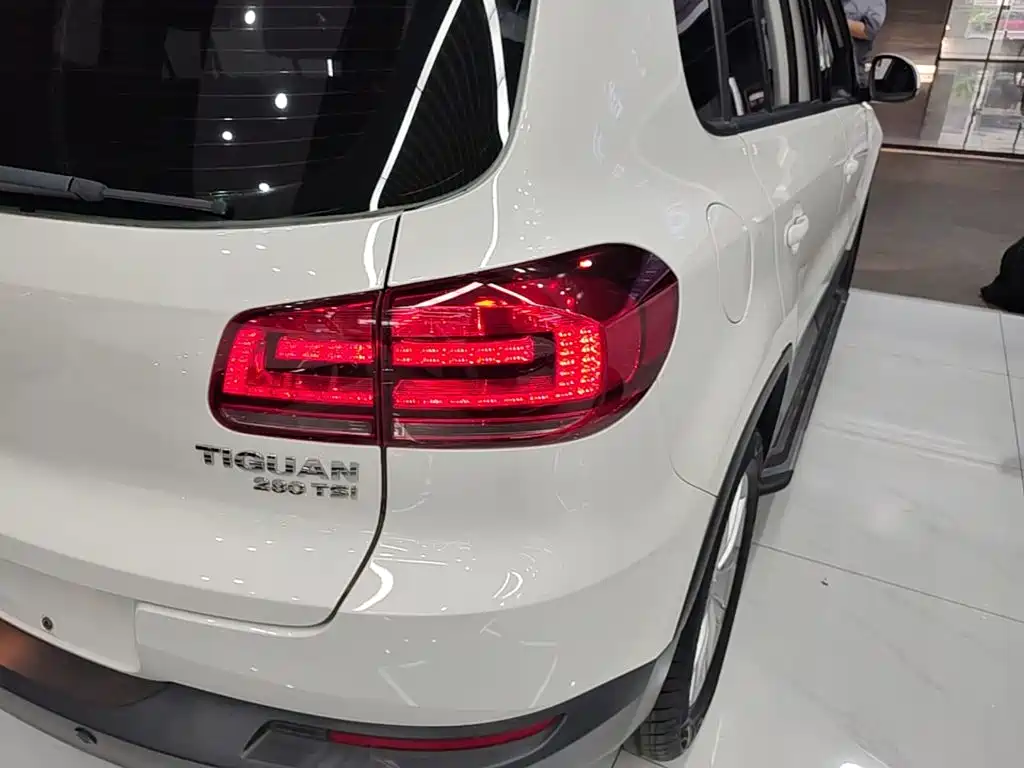 Volkswagen Tiguan 2017 — фото 8