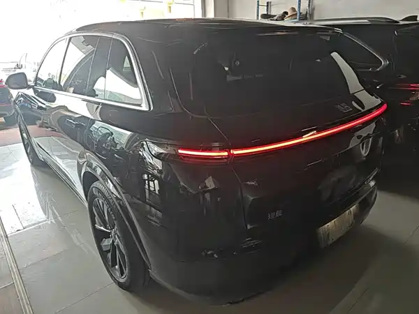 Li Auto L7 2024