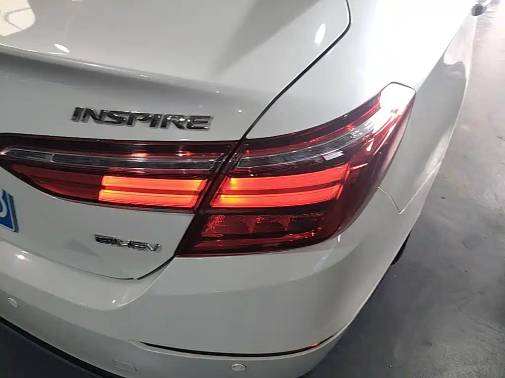 Honda Inspire 2022 — фото 8