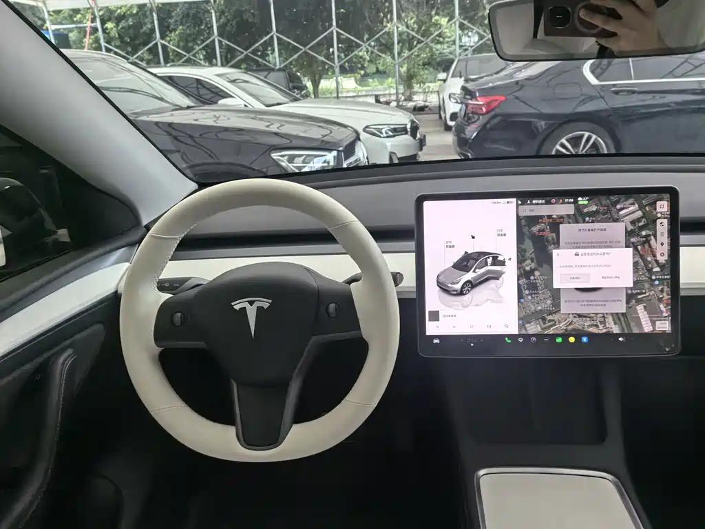 Tesla Model Y 2022 — фото 19