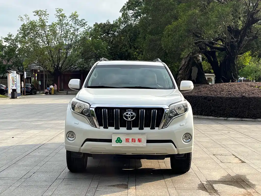 Toyota Prado 2016 — фото 2